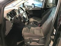 Gebraucht VW Touran Comfortline 116 PS (85 kW) 2018 Schwarz metallic Van / Kleinbus