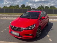 Gebraucht Opel Astra 136 PS (100 kW) 2015 Rot Limousine
