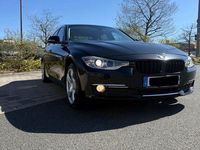 Gebraucht BMW 320 184 PS (135 kW) 2013 Schwarz Limousine