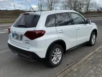 Gebraucht Suzuki Vitara Comfort 129 PS (94 kW) 2021 Weiß SUV