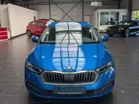 Gebraucht Skoda Octavia Ambition 150 PS (110 kW) 2024 Blau Kombi
