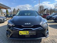 Gebraucht Kia Ceed Spirit 140 PS (102 kW) 2024 (1k) zilinaschwarz met. Kleinwagen