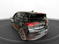 Gebraucht VW ID.3 Pro 150 kW (204 PS) 2024 Grenadillschwarz metallic Kleinwagen