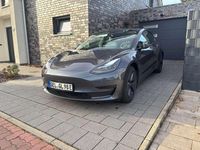 Gebraucht Tesla Model 3 Standard Range 239 kW (325 PS) 2022 Silber Limousine