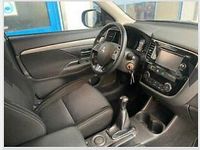 Gebraucht Mitsubishi Outlander 150 PS (110 kW) 2017 Silber SUV