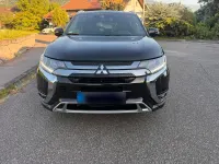 Gebraucht Mitsubishi Outlander P-HEV 224 PS (164 kW) 2019 Schwarz SUV