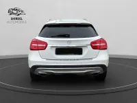 Gebraucht Mercedes GLA180 122 PS (89 kW) 2016 Weiß SUV