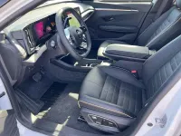 Gebraucht Renault Mégane IV Iconic 160 kW (218 PS) 2025 Arktisweiß + blackpearlschwa Kleinwagen
