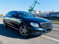 Gebraucht Mercedes E220 194 PS (142 kW) 2016 Grün Limousine