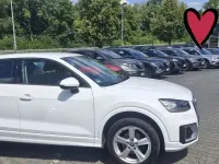Gebraucht Audi Q2 Sport 150 PS (110 kW) 2019 Gletscherweiß metallic SUV