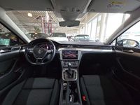Gebraucht VW Passat Comfortline 150 PS (110 kW) 2018 Schwarz Kombi