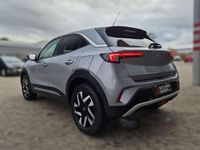 Gebraucht Opel Mokka Elegance 131 PS (96 kW) 2022 Kontrast grau/quarz silber SUV