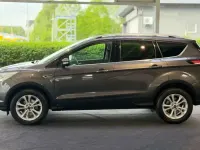 Gebraucht Ford Kuga Titanium 150 PS (110 kW) 2018 Grau SUV