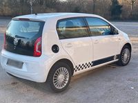 Gebraucht VW up! 75 PS (55 kW) 2015 Weiß Kleinwagen