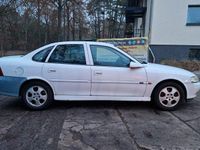 Gebraucht Opel Vectra Edition 101 PS (74 kW) 1999 Weiß Limousine