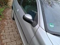 Gebraucht Peugeot 206 70 PS (51 kW) 2002 Silber Kleinwagen