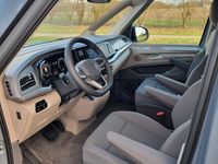 Gebraucht VW Multivan Edition 150 PS (110 kW) 2025 Grau Van