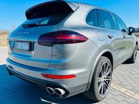 Gebraucht Porsche Cayenne S 380 PS (279 kW) 2016 Grau SUV
