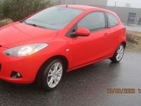 Gebraucht Mazda 2 Inclusive 86 PS (63 kW) 2008 Rot Kleinwagen
