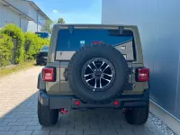 Neu Jeep Wrangler Rubicon 290 PS (213 kW) 2026 41 grün SUV