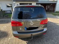 Gebraucht VW Touran Match 140 PS (102 kW) 2012 Grau Van / Kleinbus