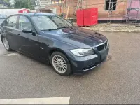 Gebraucht BMW 320 150 PS (110 kW) 2005 Schwarz Limousine