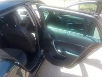 Usado Opel Insignia Active 160 HP (117 kW) 2013 Preto Carrinha
