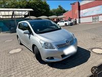 Gebraucht Toyota Verso 126 PS (92 kW) 2010 Grau Van / Kleinbus