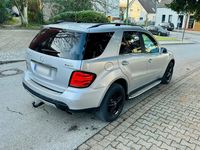 Gebraucht Mercedes ML280 190 PS (139 kW) 2007 Silber SUV