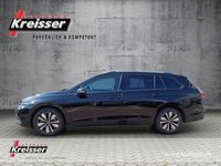 Gebraucht VW Golf VIII Move 150 PS (110 kW) 2023 Deep black perleffekt (metallic) Kombi