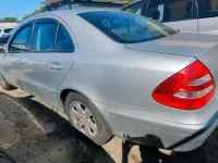 Gebraucht Mercedes E200 Classic 163 PS (119 kW) 2005 Silber Limousine
