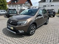 Gebraucht Dacia Sandero Celebration 90 PS (66 kW) 2019 Braun Kleinwagen