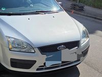 Gebraucht Ford Focus 100 PS (73 kW) 2006 Silber Limousine