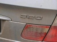 Gebraucht BMW 320 150 PS (110 kW) 2003 Silber Kombi