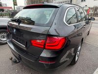Gebraucht BMW 520 184 PS (135 kW) 2013 Grau Kombi
