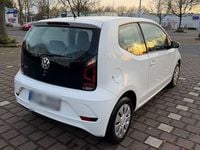 Gebraucht VW up! 60 PS (44 kW) 2019 Weiß Kleinwagen
