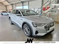Gebraucht Audi e-tron 300 kW (408 PS) 2021 Florettsilber metallic SUV