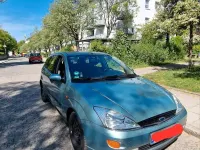Używany Ford Focus 100 KM (73 kW) 2001 Zielony Sedan/Limuzyna