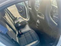 Gebraucht Mercedes A180 122 PS (89 kW) 2016 Limousine