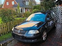 Gebraucht VW Passat 131 PS (96 kW) 2004 Schwarz Kombi
