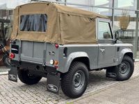 Gebraucht Land Rover Defender 411 PS (302 kW) 2023 Grau SUV