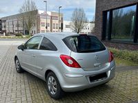 Gebraucht Opel Corsa 80 PS (58 kW) 2007 Silber Kleinwagen