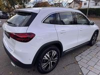 Gebraucht Mercedes GLA200 Progressive 163 PS (119 kW) 2023 Unilack polarweiß SUV