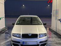 Gebraucht Skoda Fabia 54 PS (39 kW) 2006 Silber Limousine