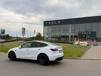 Usata Tesla Model Y 219 kW (299 CV) 2023 Bianco SUV