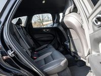 Gebraucht Volvo XC60 Plus 197 PS (144 kW) 2022 Schwarz SUV