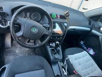 Gebraucht Skoda Octavia 77 PS (56 kW) 2008 Grau Kombi
