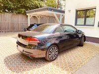 Second-hand VW Eos Exclusive 140 CP (102 kW) 2013 Negru Cabrio