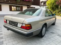 Gebraucht Mercedes 300 179 PS (131 kW) 1987 Beige Coupé