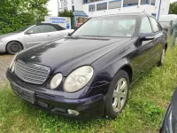 Second-hand Mercedes E240 177 CP (130 kW) 2004 Albastru Berlinǎ